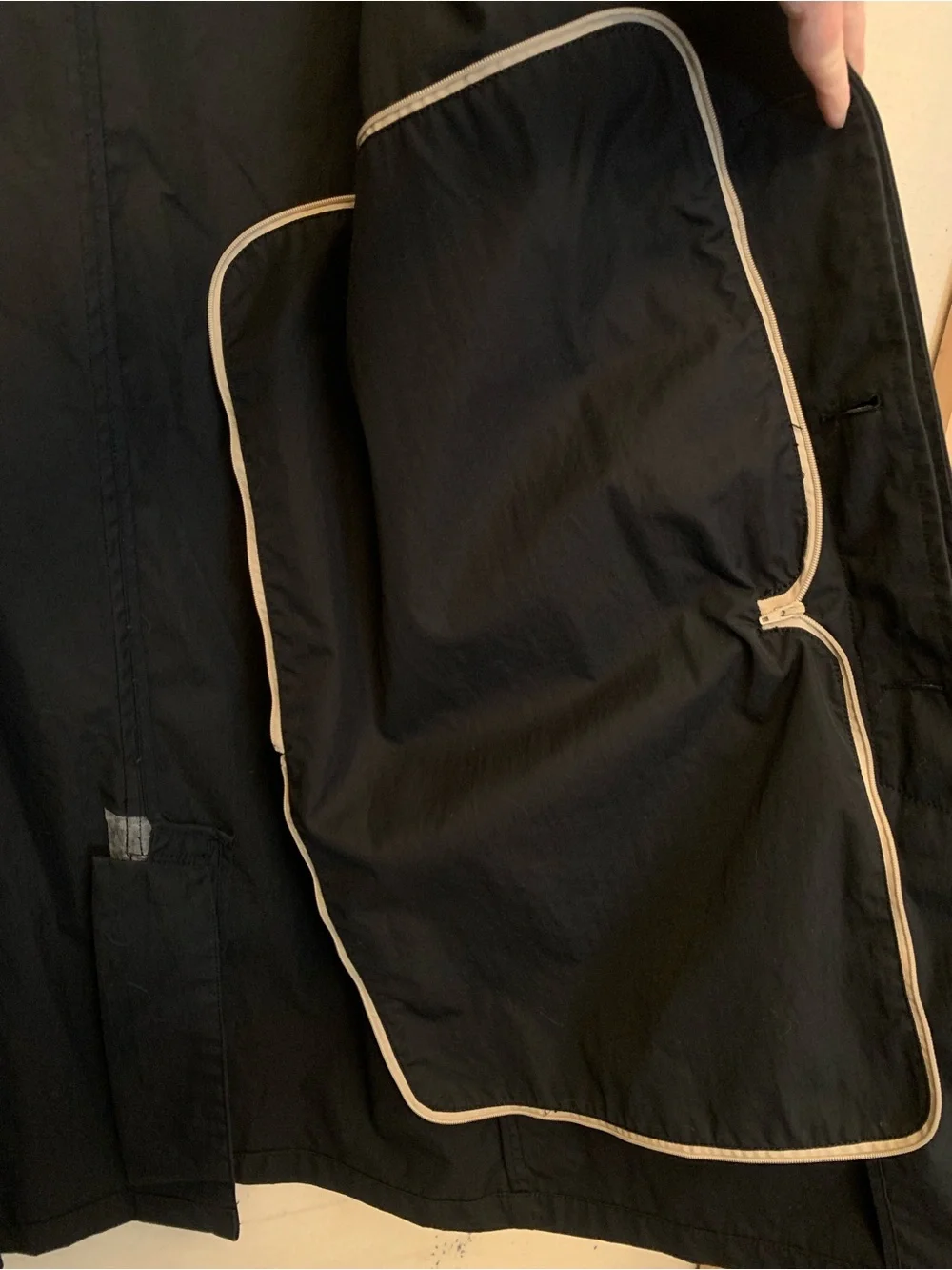 Vintage Banana Republic Black Men's/Unisex Single-Breasted Trench Coat, Size SX